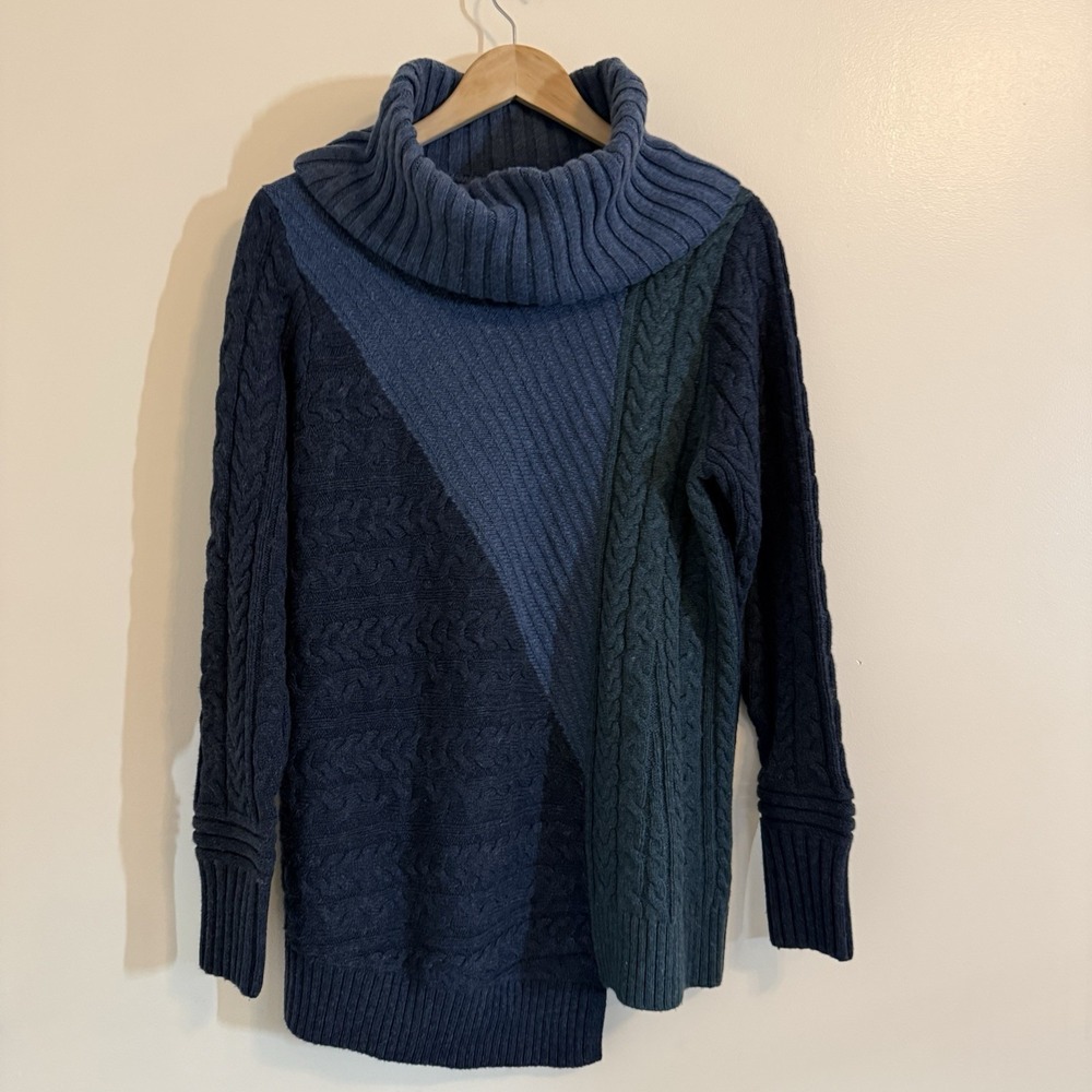 L L Bean Cable Knit Turtleneck Sweater Size‎ M Color Block Chunky Asymmetric